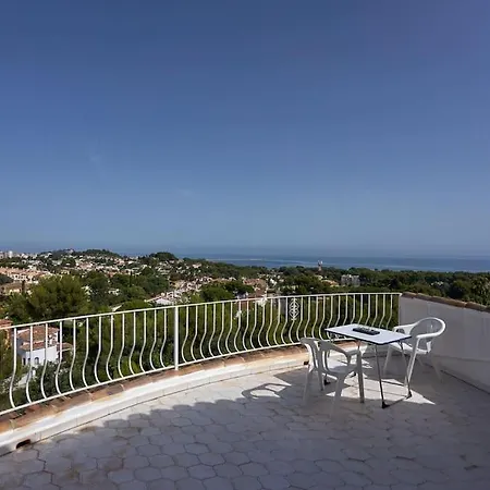 Magnifica Con Impresionantes Vistas Al Mar Villa Denia